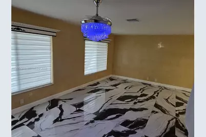 5240 SW 10th Ct, Plantation, FL 33317 - Photo 2