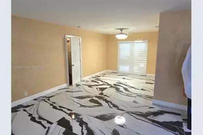 5240 SW 10th Ct, Plantation, FL 33317 - Photo 4