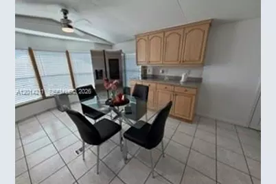114 Lone Pine Drive, Hallandale Beach, FL 33009 - Photo 6
