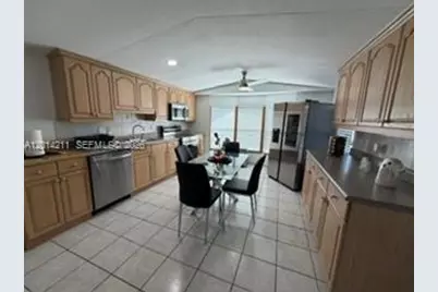 114 Lone Pine Drive, Hallandale Beach, FL 33009 - Photo 4