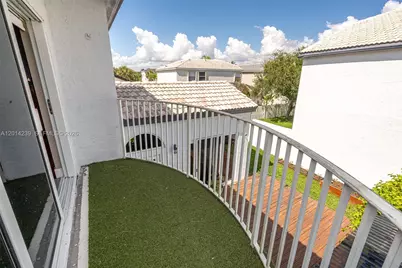 [Address not provided], Pembroke Pines, FL 33028 - Photo 38