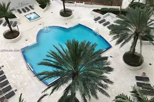 300 S Biscayne Blvd, Miami, FL 33131 - Photo 12
