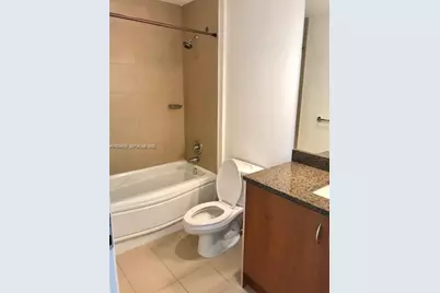 300 S Biscayne Blvd #L-L32, Miami, FL 33131 - Photo 8