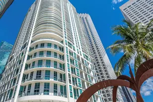 300 S Biscayne Blvd, Miami, FL 33131 - Photo 24