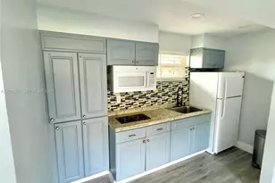 399 NW 72nd Ave, Miami, FL 33126 - Photo 4