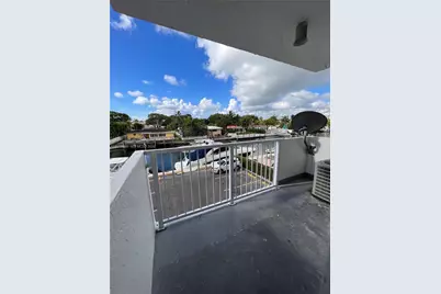 2020 NE 135th St #309, North Miami, FL 33181 - Photo 2
