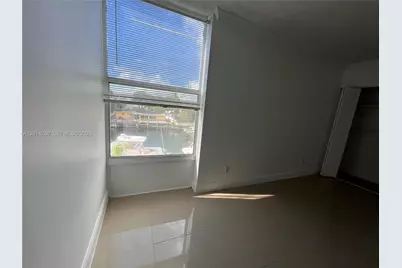 2020 NE 135th St #309, North Miami, FL 33181 - Photo 14