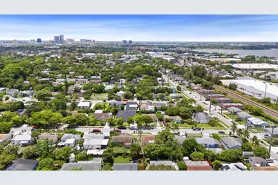 930 34th St, West Palm Beach, FL 33407 - Photo 4