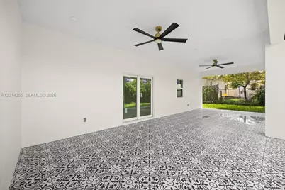 930 34th St, West Palm Beach, FL 33407 - Photo 8