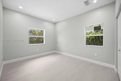 930 34th St, West Palm Beach, FL 33407 - Photo 14