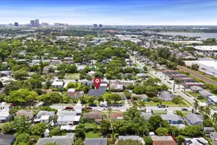 930 34th St, West Palm Beach, FL 33407 - Photo 16