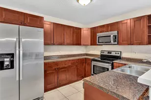 10731 NW 16th Ct, Plantation, FL 33322 - Photo 16