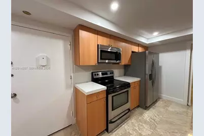 1121 Crandon Bl #E1104, Key Biscayne, FL 33149 - Photo 6