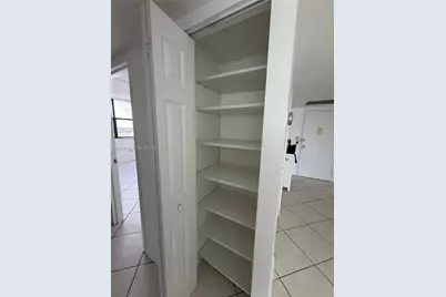 20100 W Country Club Dr #1606, Aventura, FL 33180 - Photo 6
