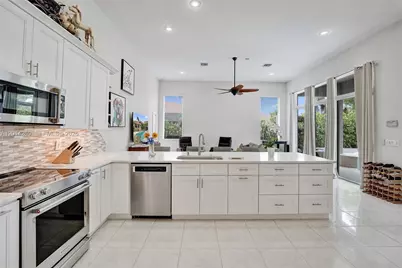 1640 Island Way, Weston, FL 33326 - Photo 16