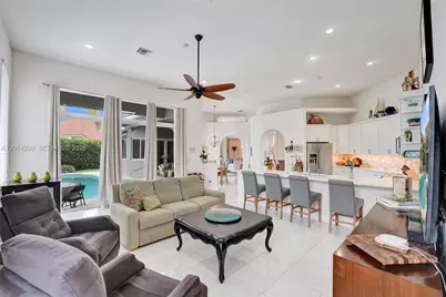 1640 Island Way, Weston, FL 33326 - Photo 18