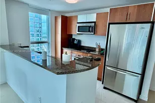 300 S Biscayne Blvd, Miami, FL 33131 - Photo 4