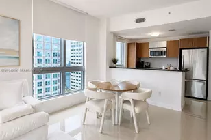 300 S Biscayne Blvd, Miami, FL 33131 - Photo 2
