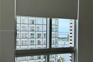 300 S Biscayne Blvd, Miami, FL 33131 - Photo 12