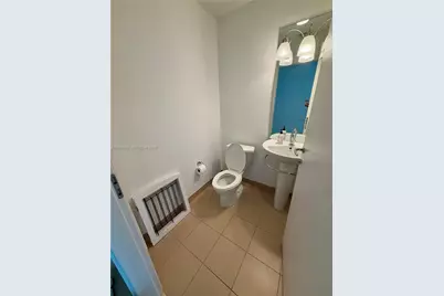 300 S Biscayne Blvd #T-3701, Miami, FL 33131 - Photo 6