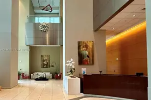 300 S Biscayne Blvd, Miami, FL 33131 - Photo 26