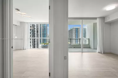 1080 Brickell Ave #2606, Miami, FL 33131 - Photo 12