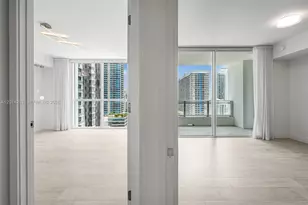 1080 Brickell Ave, Miami, FL 33131 - Photo 12