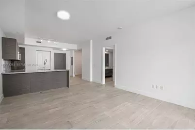 1080 Brickell Ave #2606, Miami, FL 33131 - Photo 2
