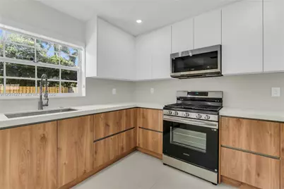 15174 SW 111th St, Miami, FL 33196 - Photo 8