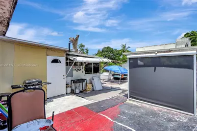 15803 NW 47th Ave, Miami Gardens, FL 33054 - Photo 4