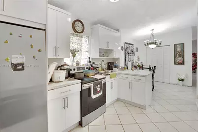 15803 NW 47th Ave, Miami Gardens, FL 33054 - Photo 12