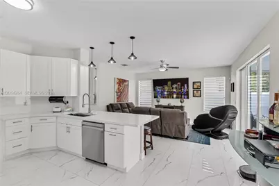 1147 NE 37th Pl, Homestead, FL 33033 - Photo 20