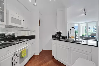 715 Crandon Blvd #406, Key Biscayne, FL 33149 - Photo 10