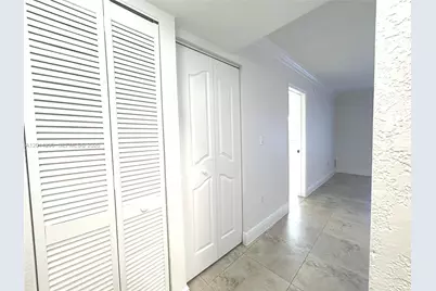 445 SW 11th St #104, Miami, FL 33130 - Photo 22