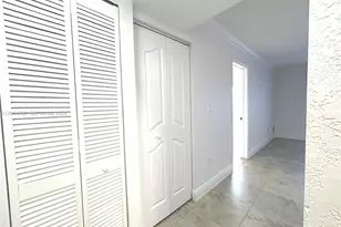445 SW 11th St, Miami, FL 33130 - Photo 22