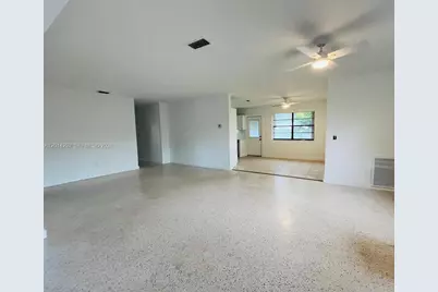 21220 NE 26th Ave #0, Miami, FL 33180 - Photo 4