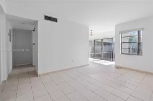 9390 W Flagler St, Miami, FL 33174 - Photo 10