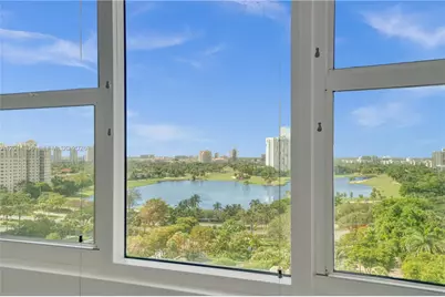 20201 E Country Club Dr #1408, Aventura, FL 33180 - Photo 54