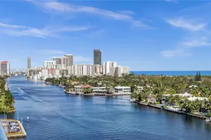 20201 E Country Club Dr, Aventura, FL 33180 - Photo 4