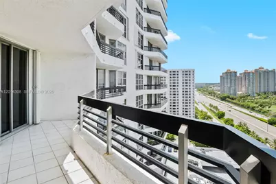 3400 NE 192nd St #1707, Aventura, FL 33180 - Photo 8