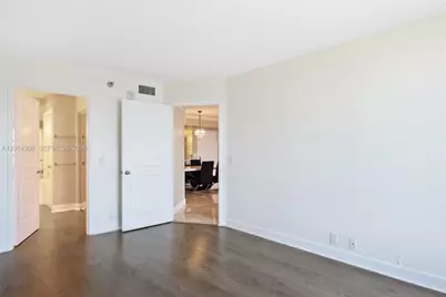 3400 NE 192nd St #1707, Aventura, FL 33180 - Photo 18