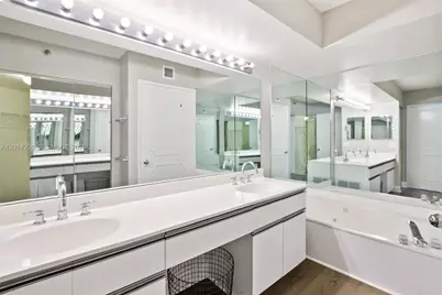 3400 NE 192nd St #1707, Aventura, FL 33180 - Photo 20
