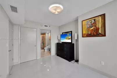 1800 S Ocean Dr #2007, Hallandale Beach, FL 33009 - Photo 26