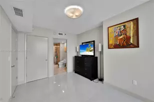 1800 S Ocean Dr, Hallandale Beach, FL 33009 - Photo 26