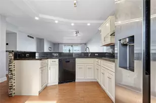 1770 NE 191st St, Miami, FL 33179 - Photo 2