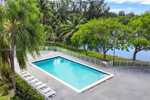 8200 SW 210th St, Cutler Bay, FL 33189 - Photo 4