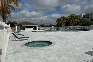 8185 NW 7th St, Miami, FL 33126 - Photo 14