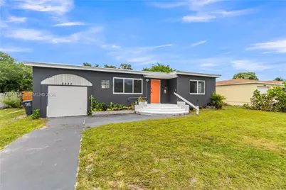 2533 Johnson St, Hollywood, FL 33020 - Photo 2