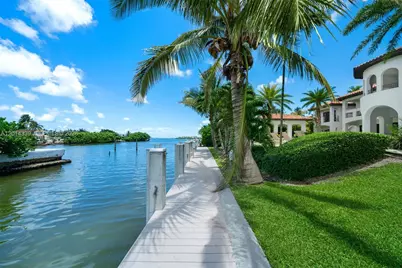 1201 NE 83rd St, Miami, FL 33138 - Photo 32