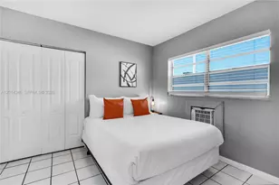 105 SW 5th Ct, Dania Beach, FL 33004 - Photo 10